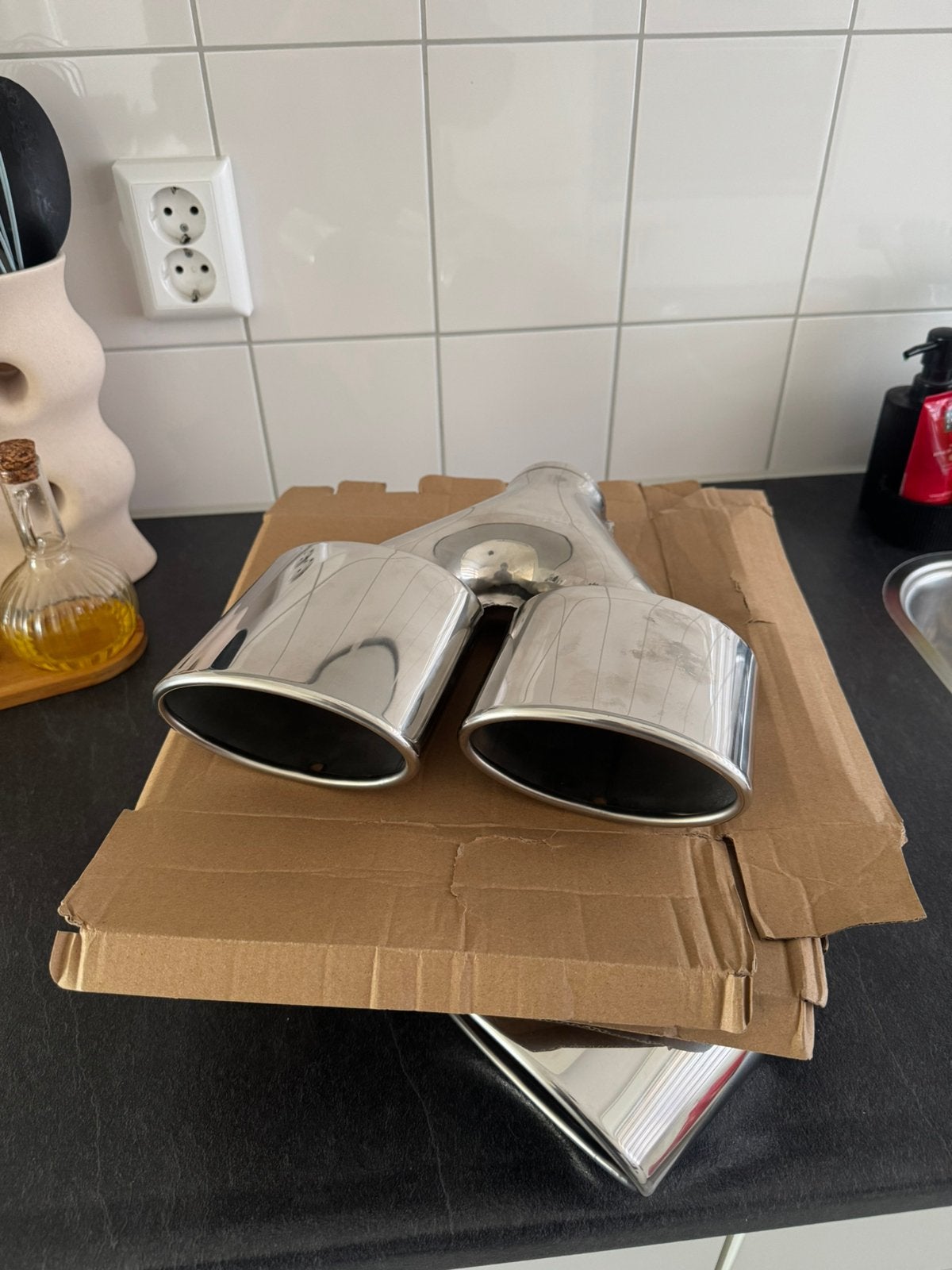 W204 C63 uitlaat tips, Ophalen of Verzenden, Zo goed als nieuw