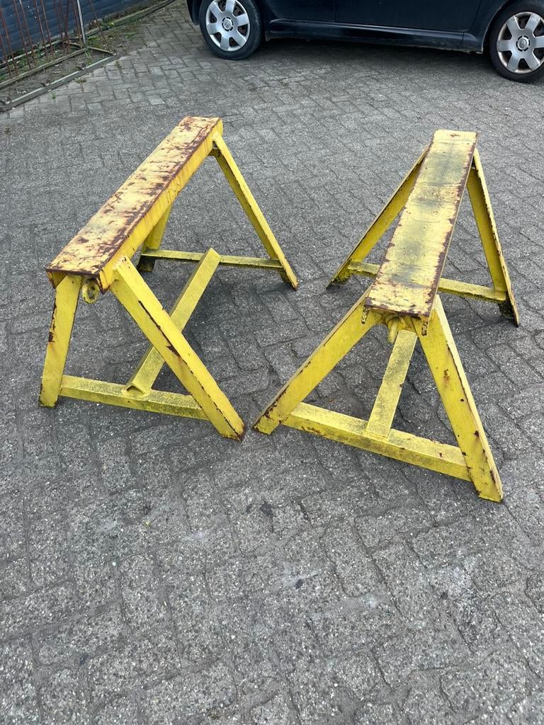 Stalen schragen, Ophalen, Gebruikt, Overige typen, Minder dan 2 meter