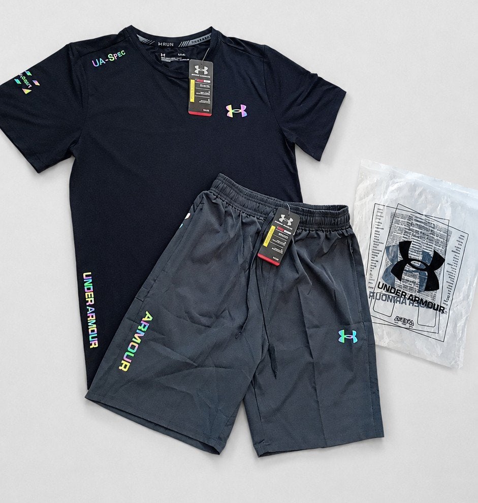 Under Armour set zwart shirt + korte broek Maat L en XL, Ophalen of Verzenden, Nieuw, Maat 52/54 (L)
