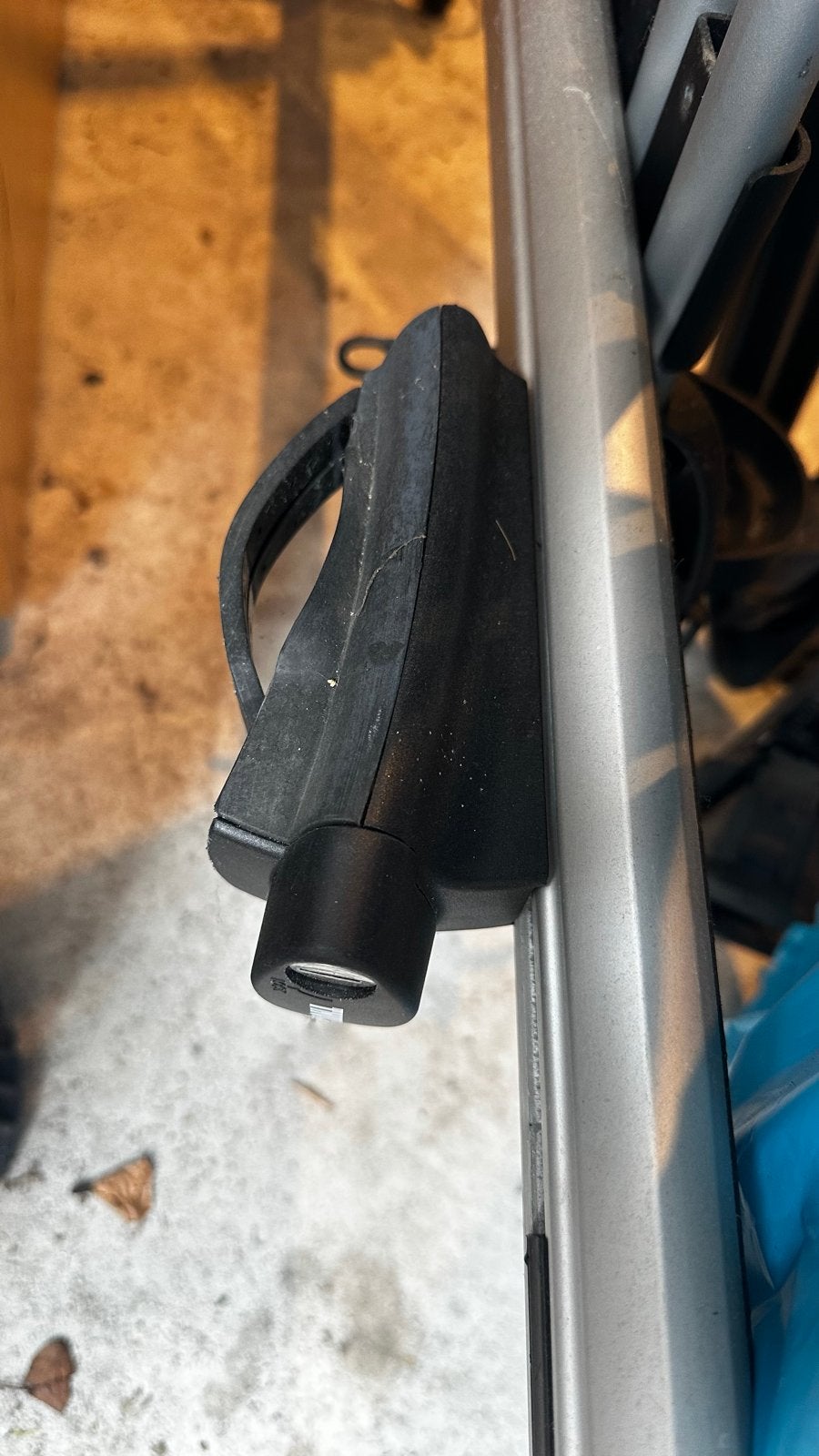 Complete set Thule dakdragers met 2 fietsendragers, Auto diversen, Fietsendragers, Ophalen, 2 fietsen, Gebruikt, Dakdrager