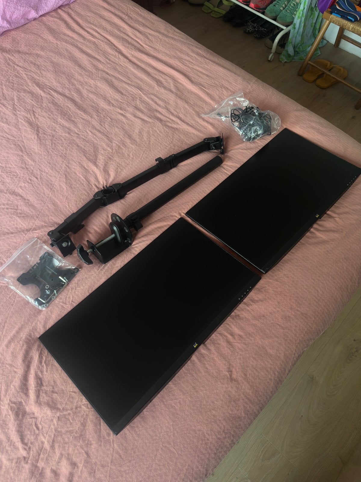Complete Home Office/ Gaming Setup: 2x 24" Full HD Monitoren, Computers en Software, Gaming, Kantelbaar, Full HD, Ophalen of Verzenden