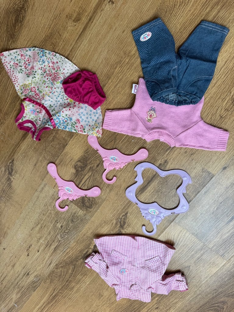 Baby Born kleding, Ophalen, Zo goed als nieuw, Babypop