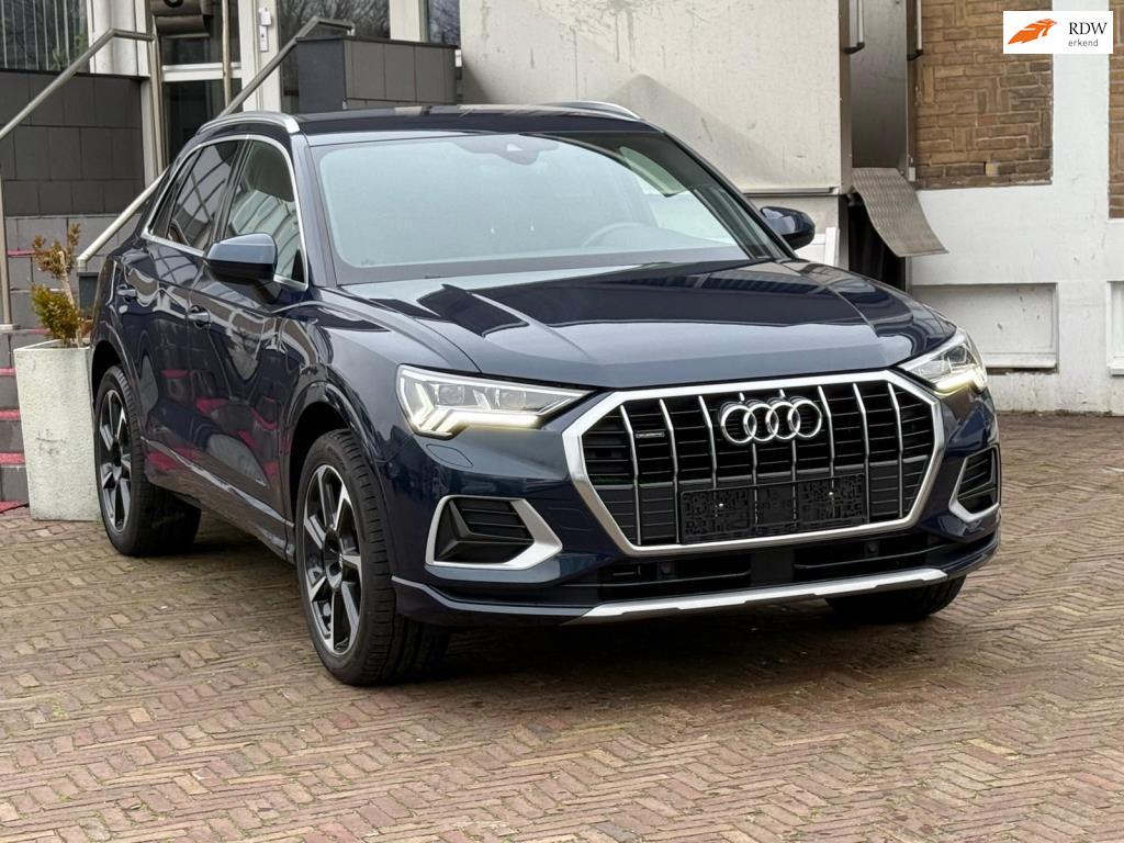 Audi Q3 2.0 40 TFSI Quattro Matrix|S-Line, Automaat, Gebruikt, Overige carrosserieën, Blauw