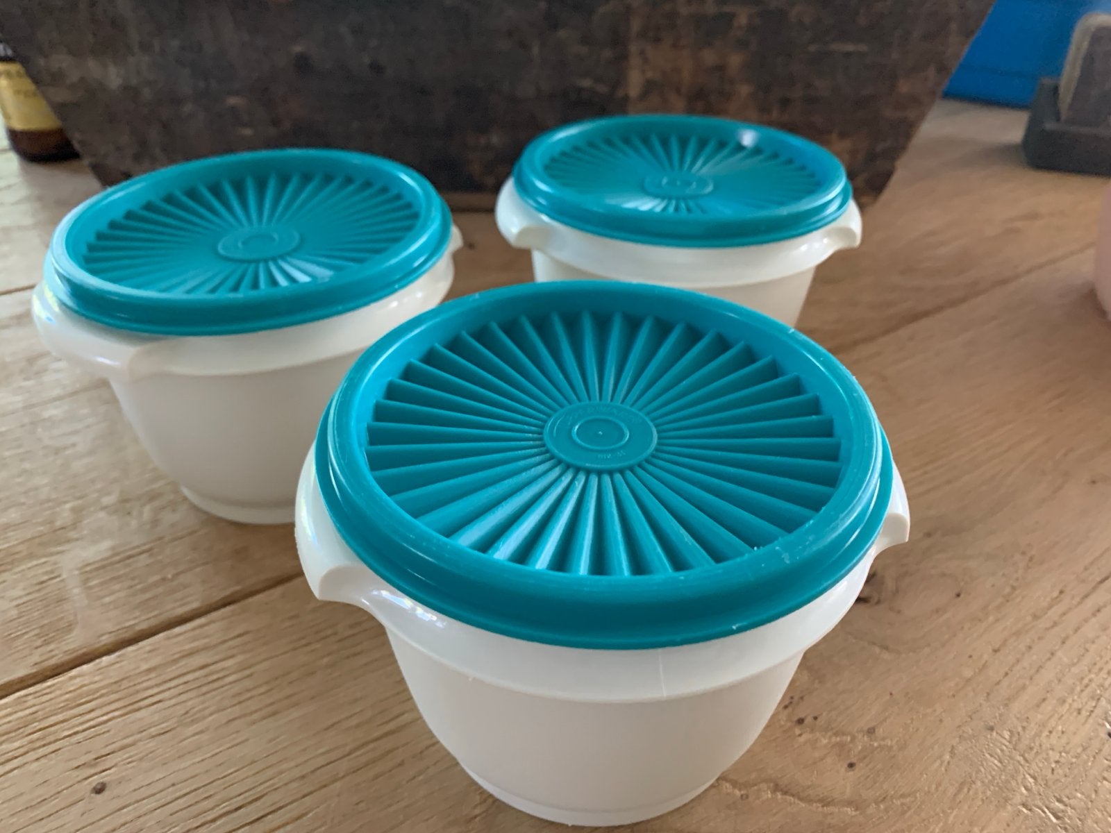 Set van 3 Tupperware bakjes met deksel, Gebruikt, Tupperware, Bakjes met sterdeksel, Wit