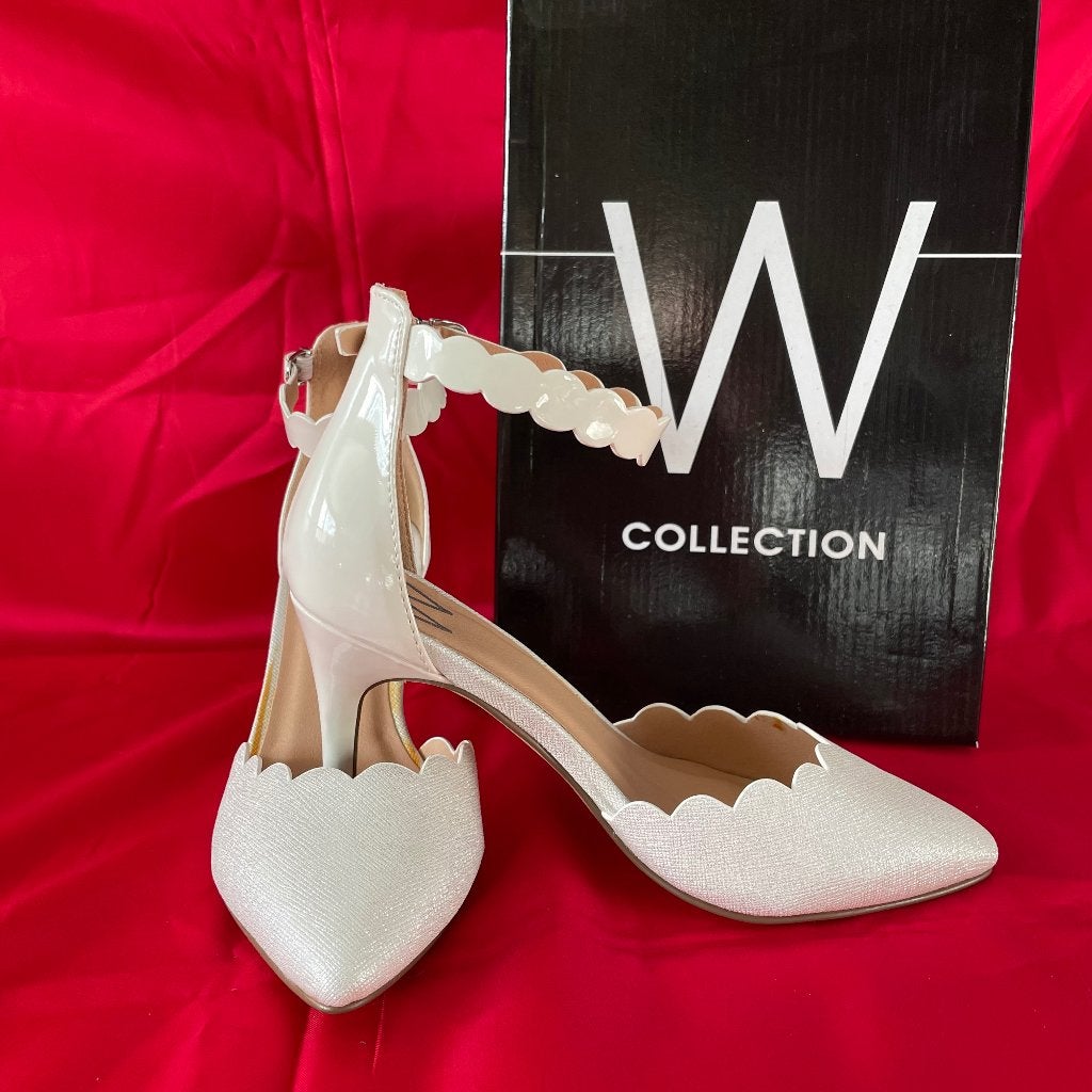 Witte pumps, merk Wallis Collection – maat 36. Nieuwstaat, Kleding | Dames, Nieuw, Ophalen of Verzenden, Schoenen met hoge hakken