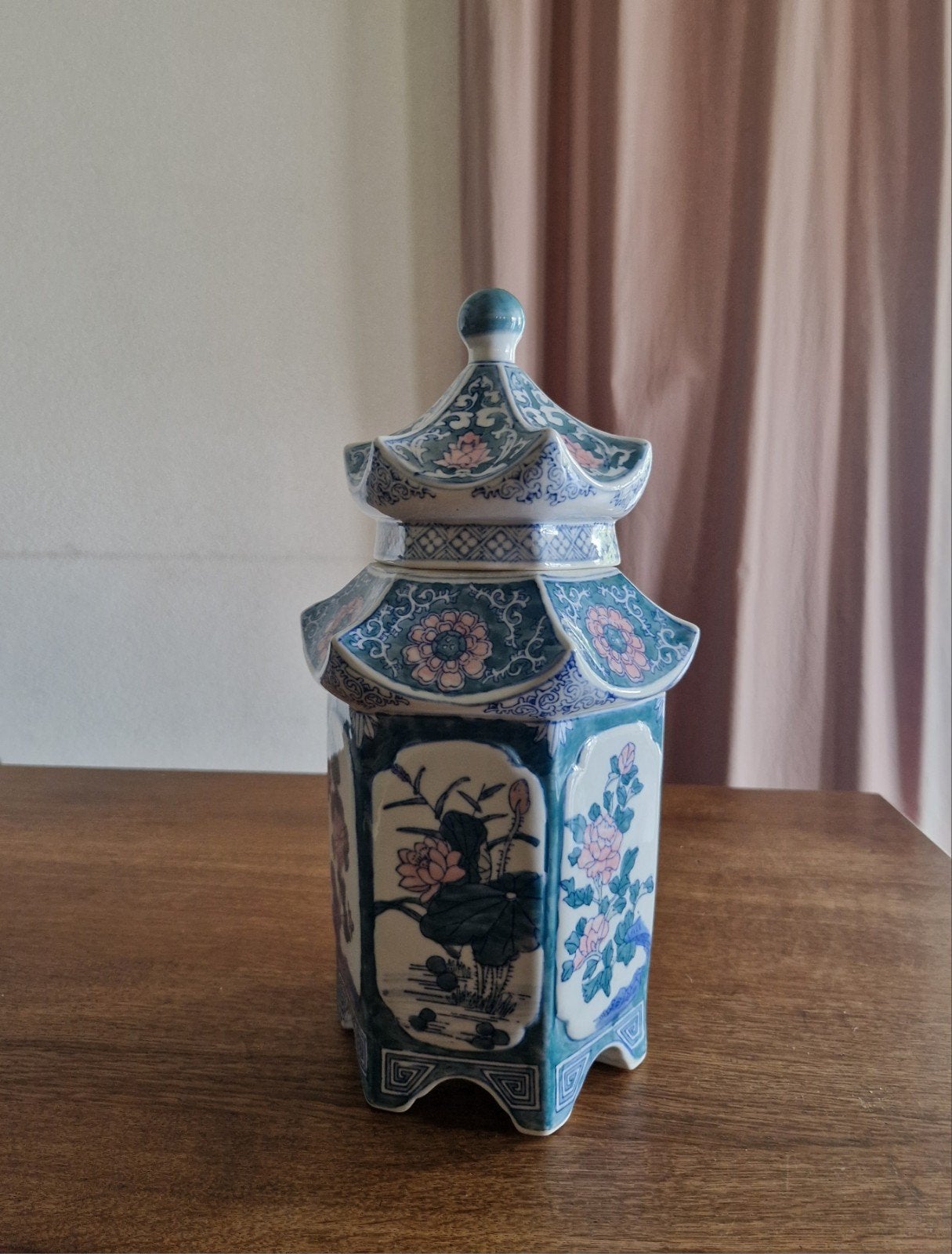 Vintage zeshoekige Chinese thee- gemberpot, pagode vaas, Ophalen