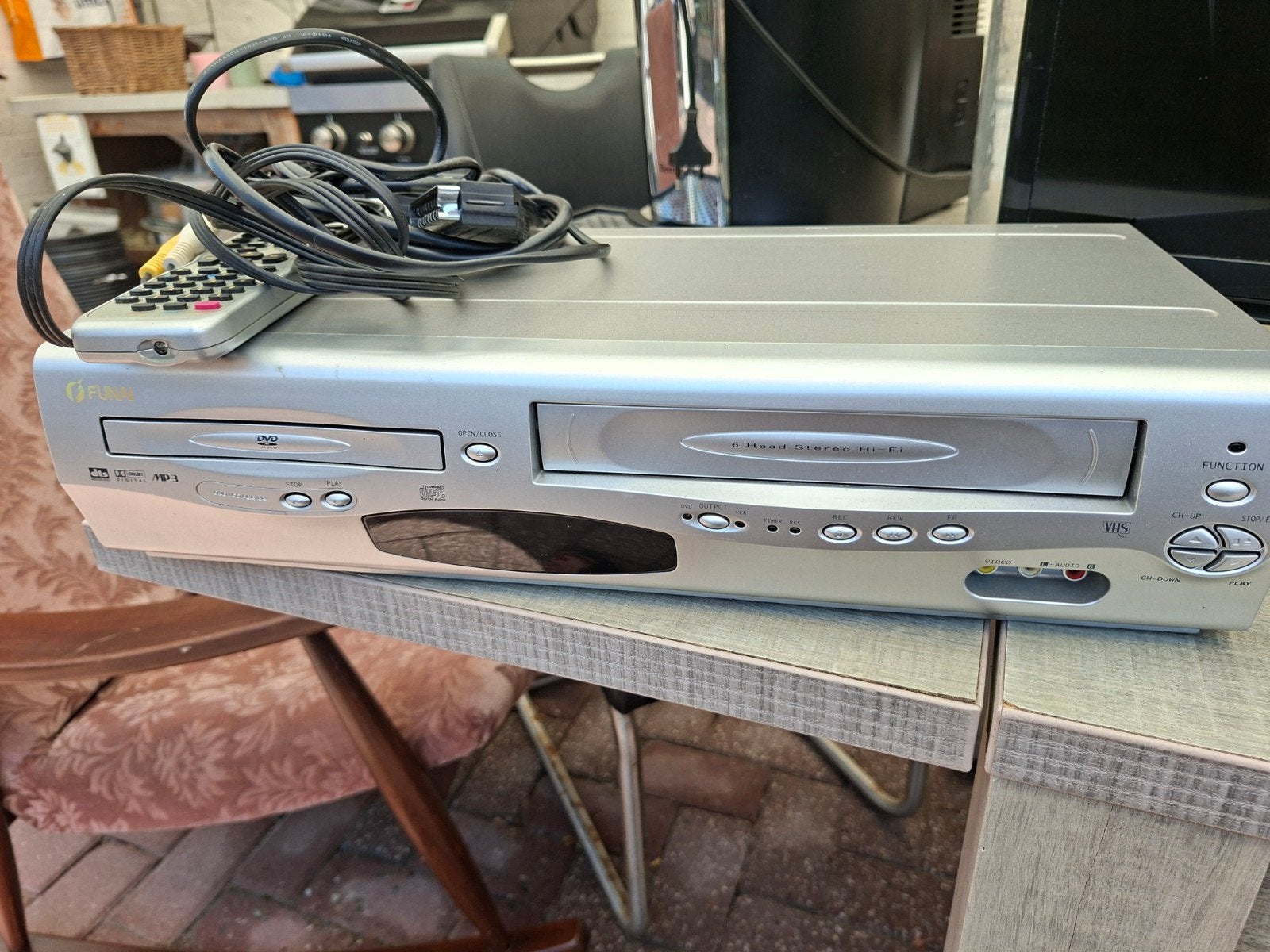 Videospeler met CD-speler - Funai DPVR-4600, Ophalen