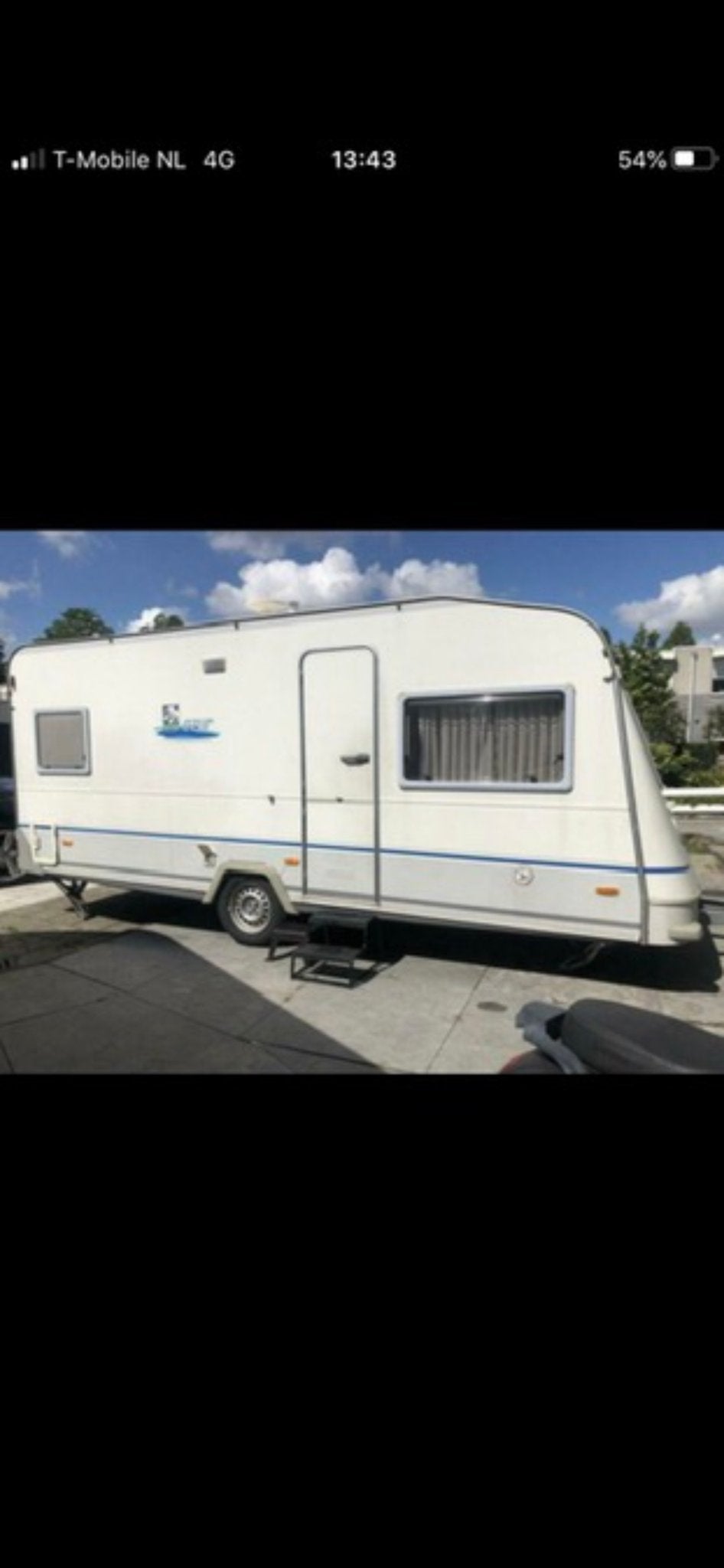 Knaus Azur Caravan uit 1997 met voortent en luifel, Douche, Rondzit, Particulier, Vast bed