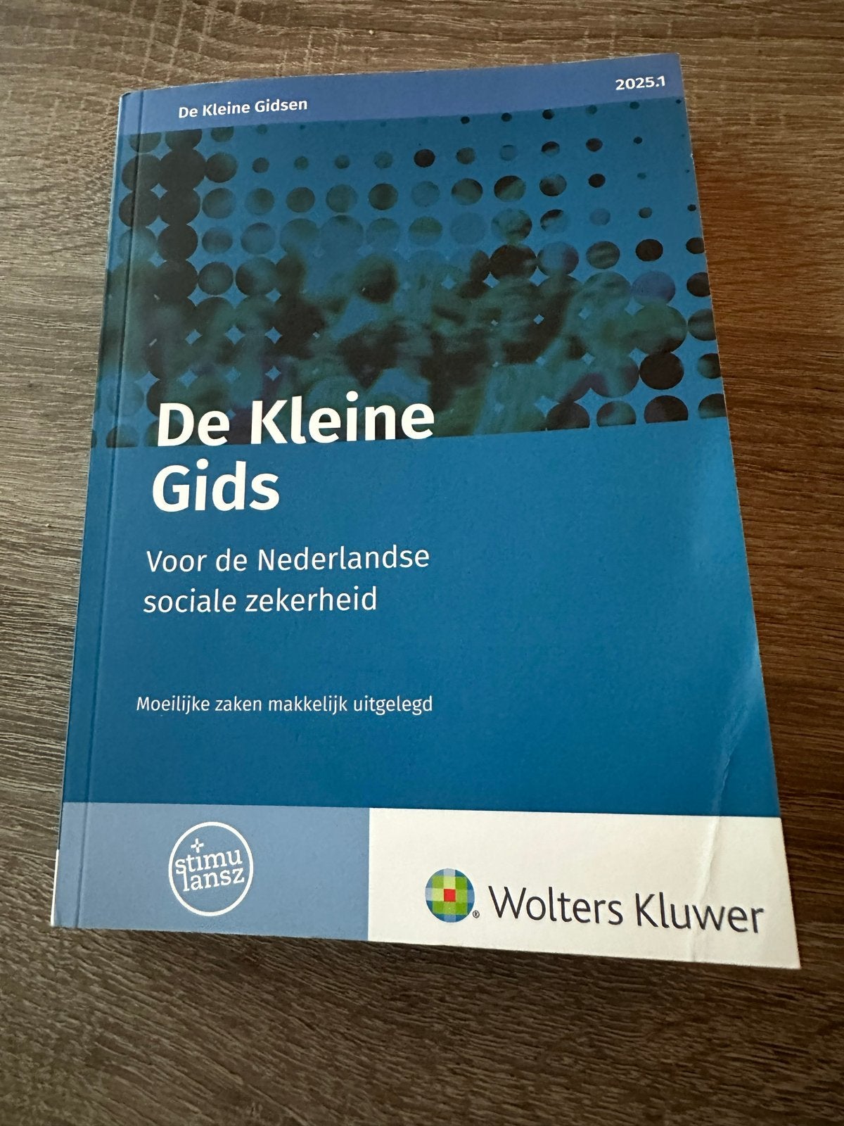 De Kleine Gids voor de Nederlandse sociale zekerheid 2025.1, Ophalen of Verzenden, Gamma, Nieuw, HBO