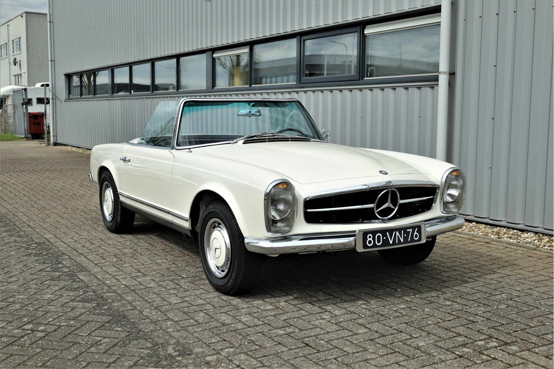 Mercedes-Benz SL-Klasse 230 SL W113 Pagode Gerestaureerd, Auto's, Achterwielaandrijving, 2306 cc, Zwart, Open dak