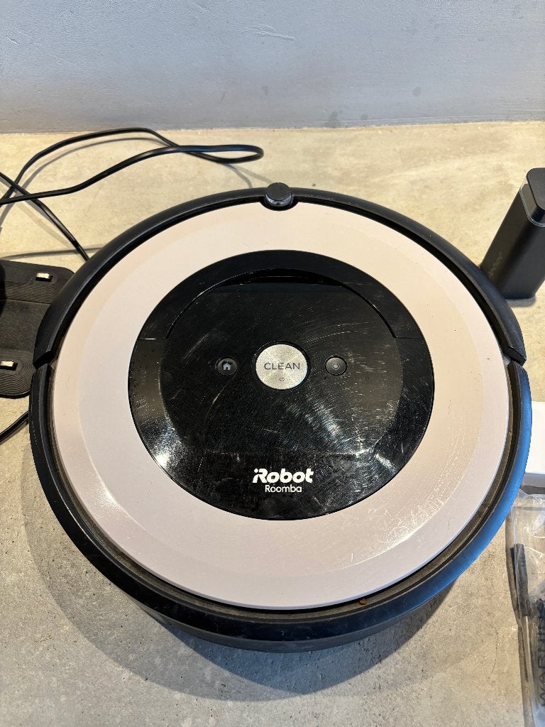 iRobot Roomba e5 Robotstofzuiger - Goede staat, Witgoed en Apparatuur, Stofzuigers, Ophalen, Gebruikt, IRobot, Bedienbaar via app