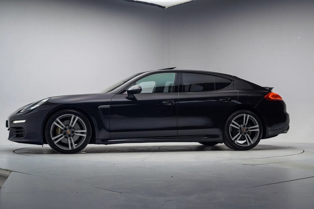 Porsche Panamera 3.0 4S 420pk [ Sport Chrono Navi Camera Pan, Auto's, Automaat, Gebruikt, 4 stoelen, Bedrijf