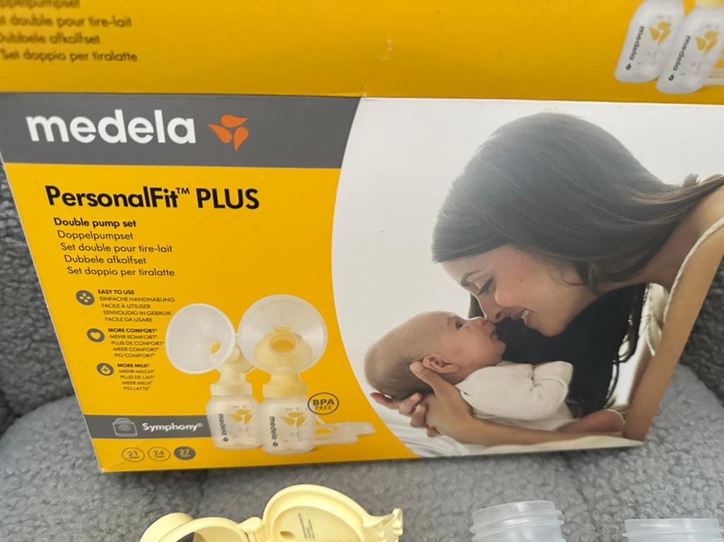 Medela dubbele afkolfset, Ophalen of Verzenden, Zo goed als nieuw, Borstkolf