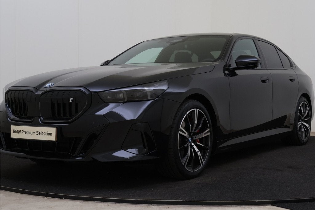 BMW i5 eDrive40 M Sport / Bowers & Wilkins / Achteruitrijcam