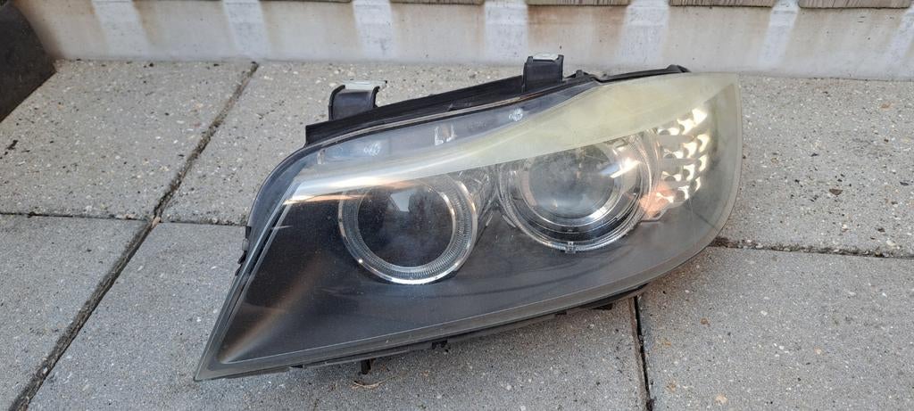Xenon koplamp links BMW E90/91 LCI voor linksgestuurde auto, Ophalen, Gebruikt, BMW