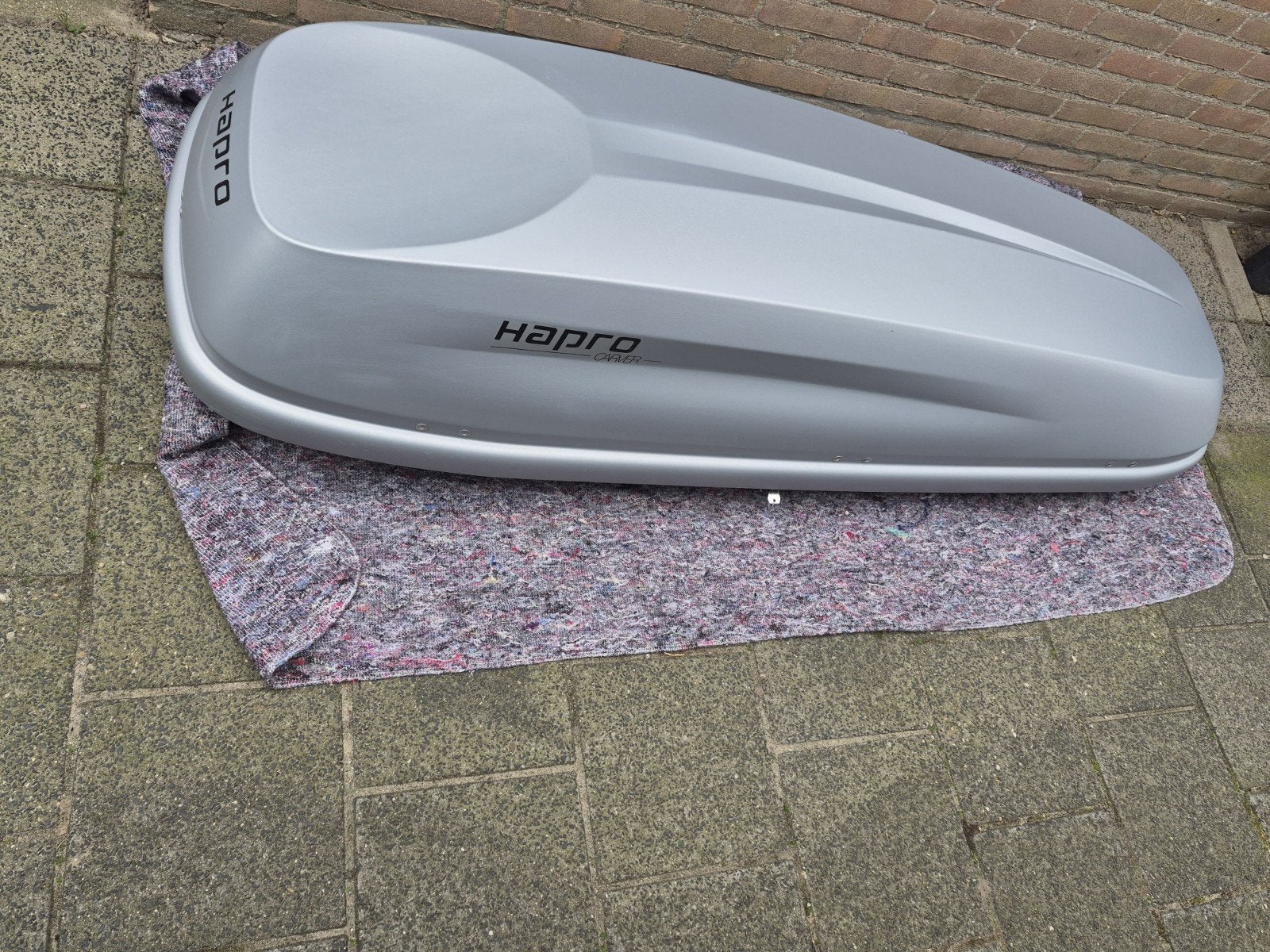 Hapro Carver 6.3 Dakkoffer Zilvergrijs - 330 Liter, Auto diversen, Dakkoffers, Ophalen