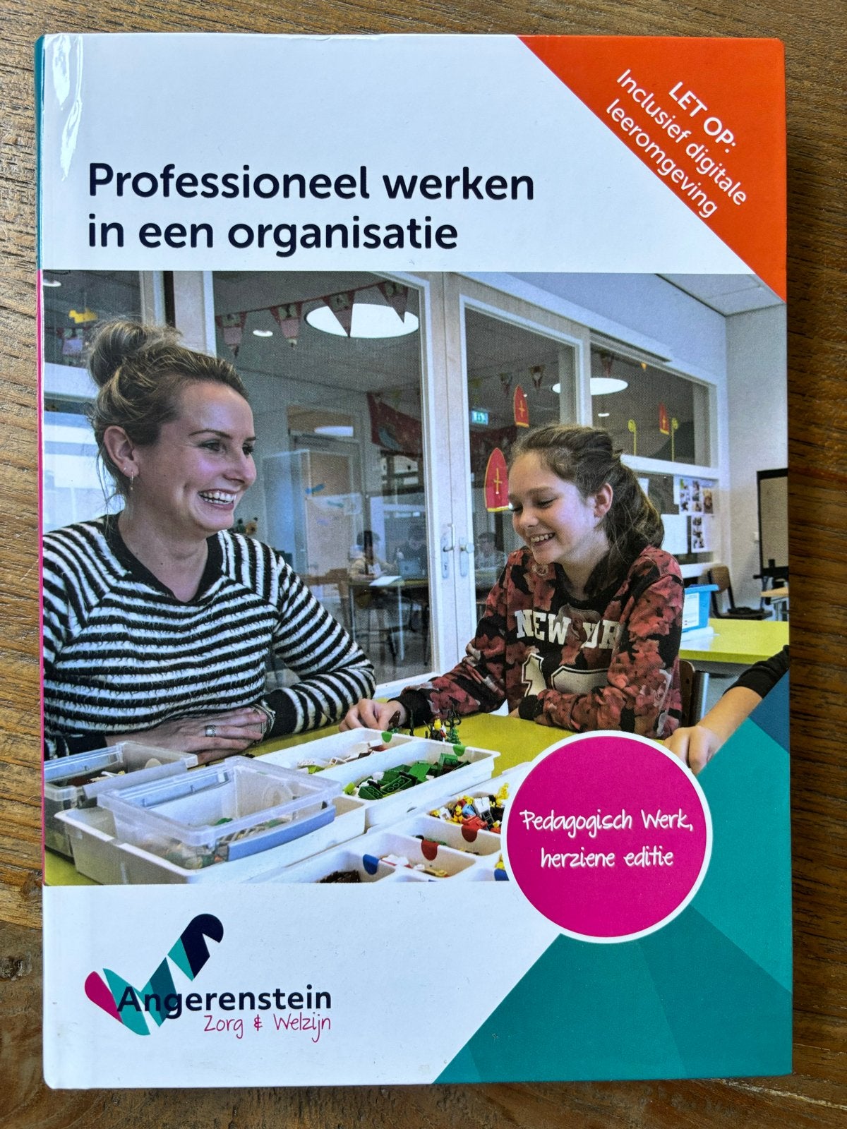 Studieboek MBO Onderwijsassistent Niveau 4 - Nieuw, Ophalen of Verzenden, Nieuw, Overige niveaus, Overige vakken