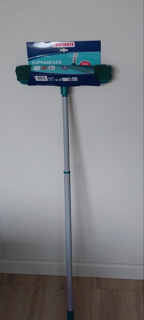 Leifheit Bezem met Telescoopsteel Nieuw, Ophalen of Verzenden, Bezem of Borstel