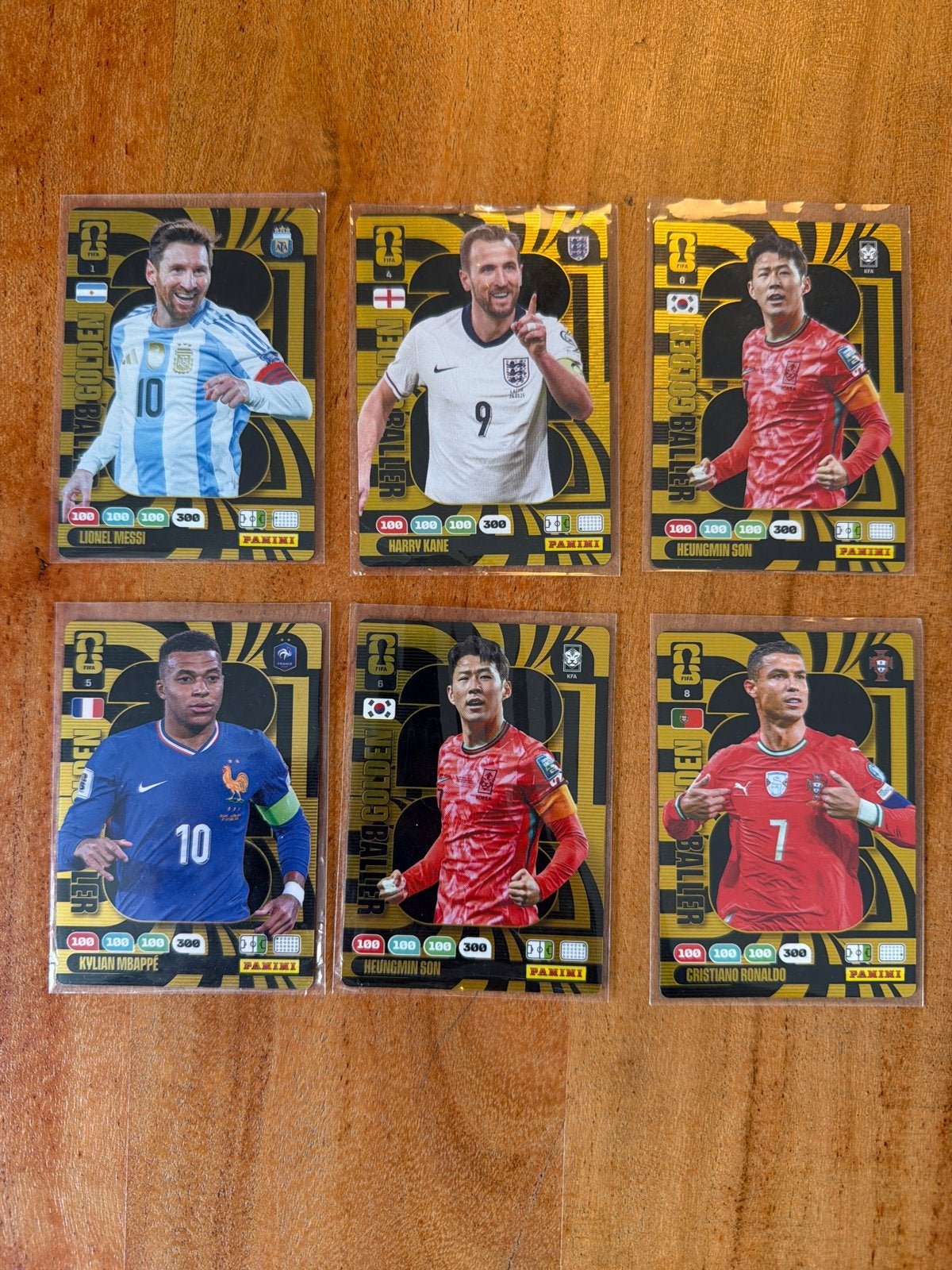 Panini Golden Ball Voetbal Kaarten Messi Ronaldo Mbappé Kane, Ophalen of Verzenden, Zo goed als nieuw, Buitenlandse clubs, Spelerskaart