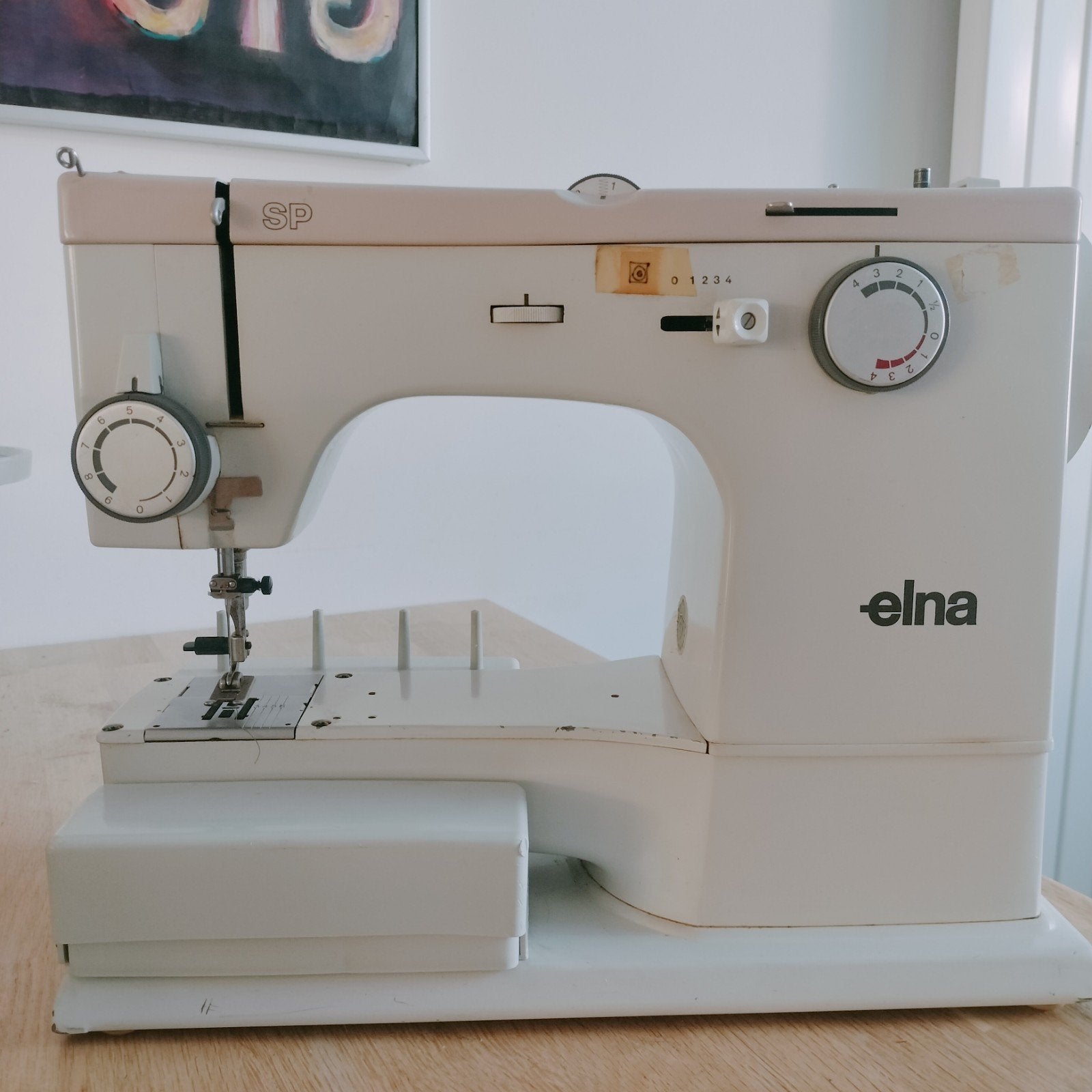 Gave Elna naaimachine, Hobby en Vrije tijd, Naaimachines en Toebehoren, Ophalen, Zo goed als nieuw, Naaimachine, Overige merken