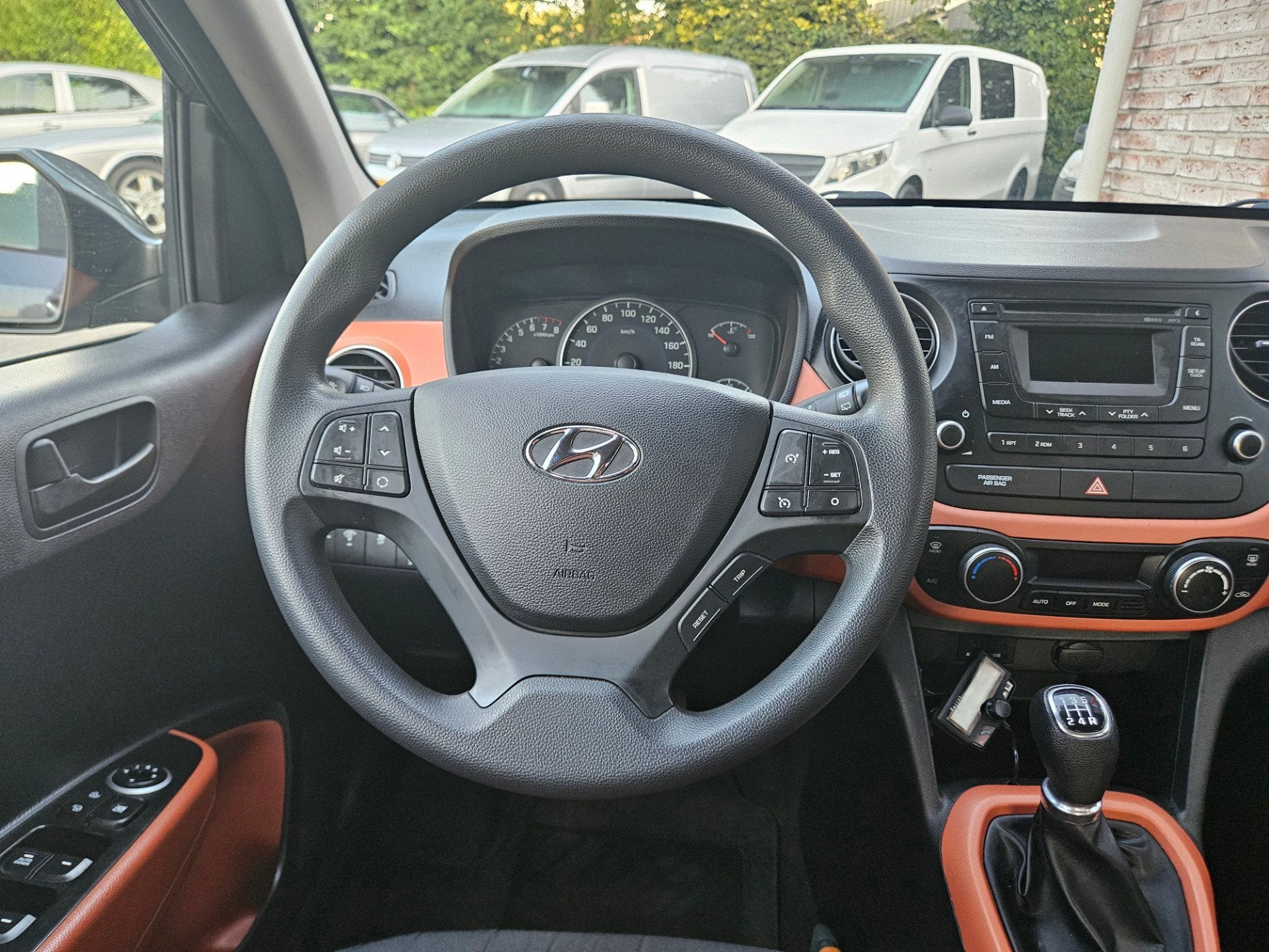 Hyundai I10 1.0i i-Motion Comfort Airco/Clima! Cruise Contro, Auto's, Hyundai, Voorwielaandrijving, Start-stop-systeem, Gebruikt