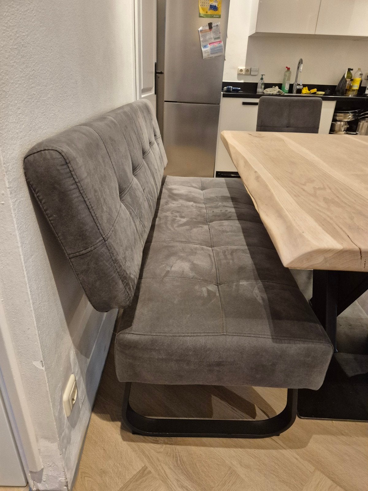 Moderne eetkamerstoelen en eetbank - Grijs stof, Drie, Zo goed als nieuw, Stof, Grijs