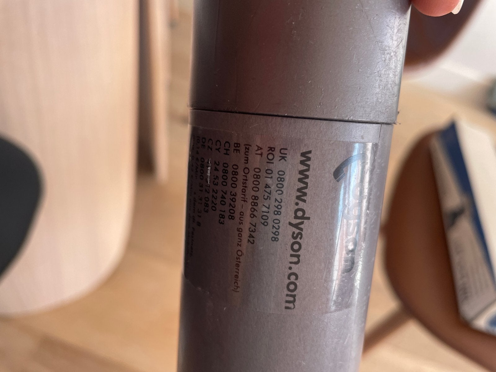 Dyson V8 Steelstofzuiger met accessoires