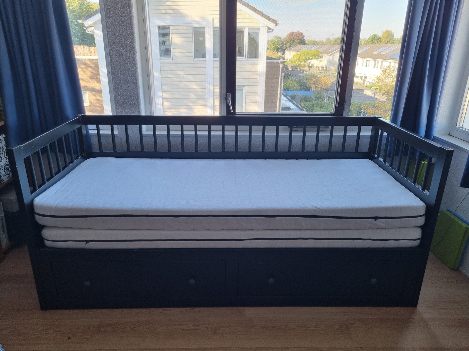 Hemnes bedbank / slaapbank ikea, Ophalen, Gebruikt, Bruin, Tweepersoons