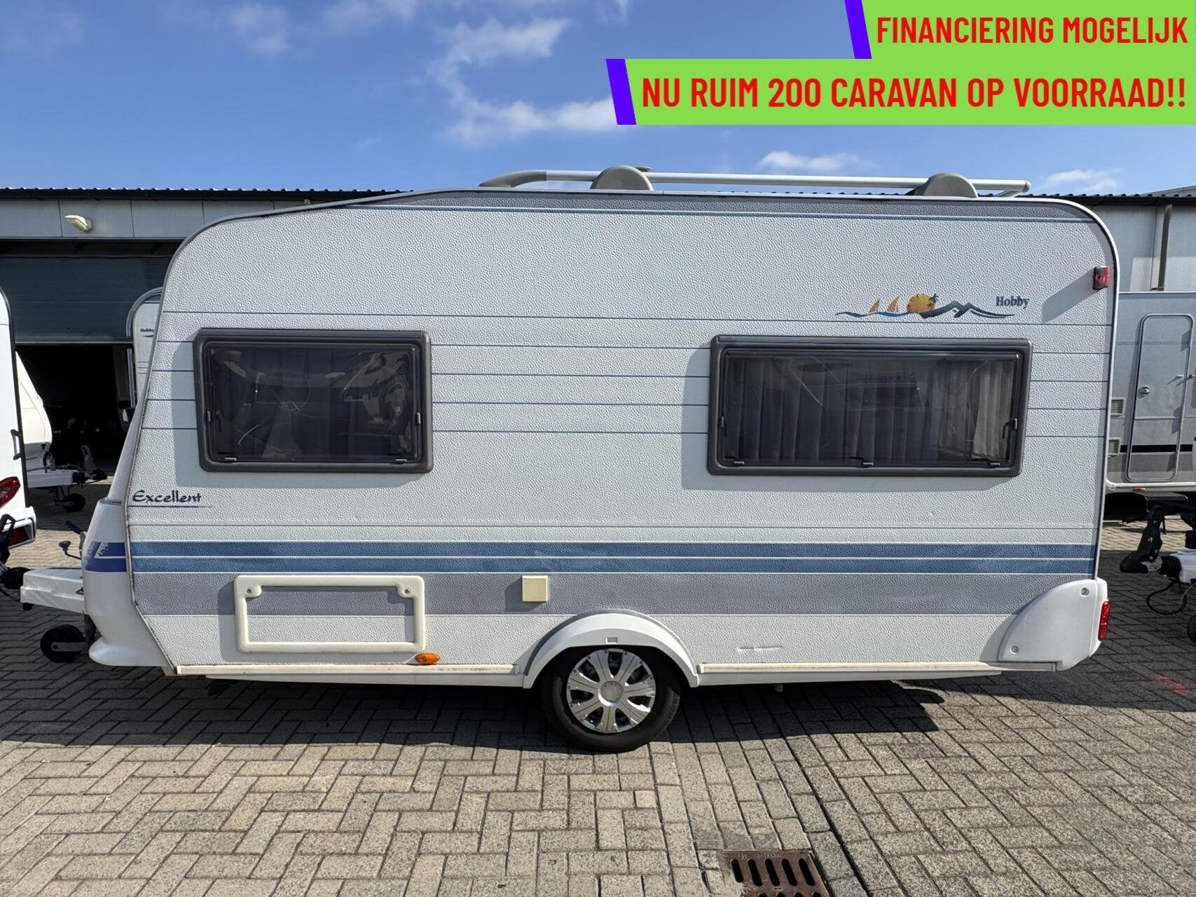 Hobby EXCELLENT 400 SF, DWARSBED, TREINZIT, VOORTENT, Hobby, Bedrijf, Treinzit, 750 - 1000 kg