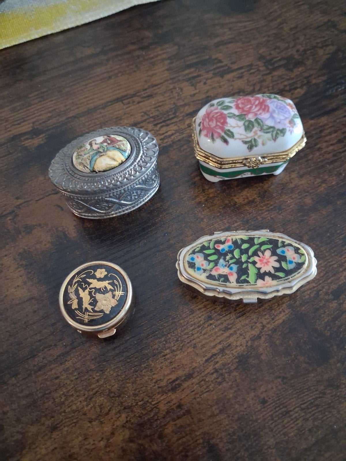 4 antieke pillendoosje, Ophalen, Zilver, Overige materialen