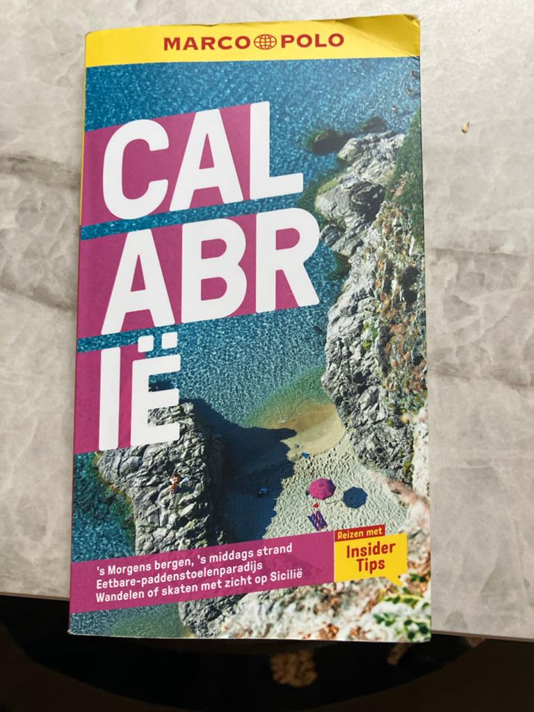 Marco Polo Reisgids Calabrië - Italië, Boeken, Europa, Ophalen of Verzenden, Zo goed als nieuw, Reisgids of -boek
