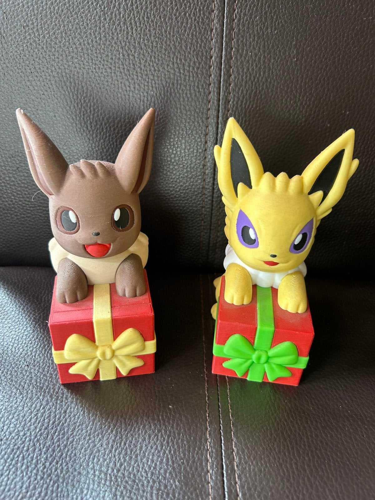 Pokemon eevee en jolteon 3d geprint, Verzamelen, Poppetjes en Figuurtjes, Ophalen of Verzenden, Zo goed als nieuw