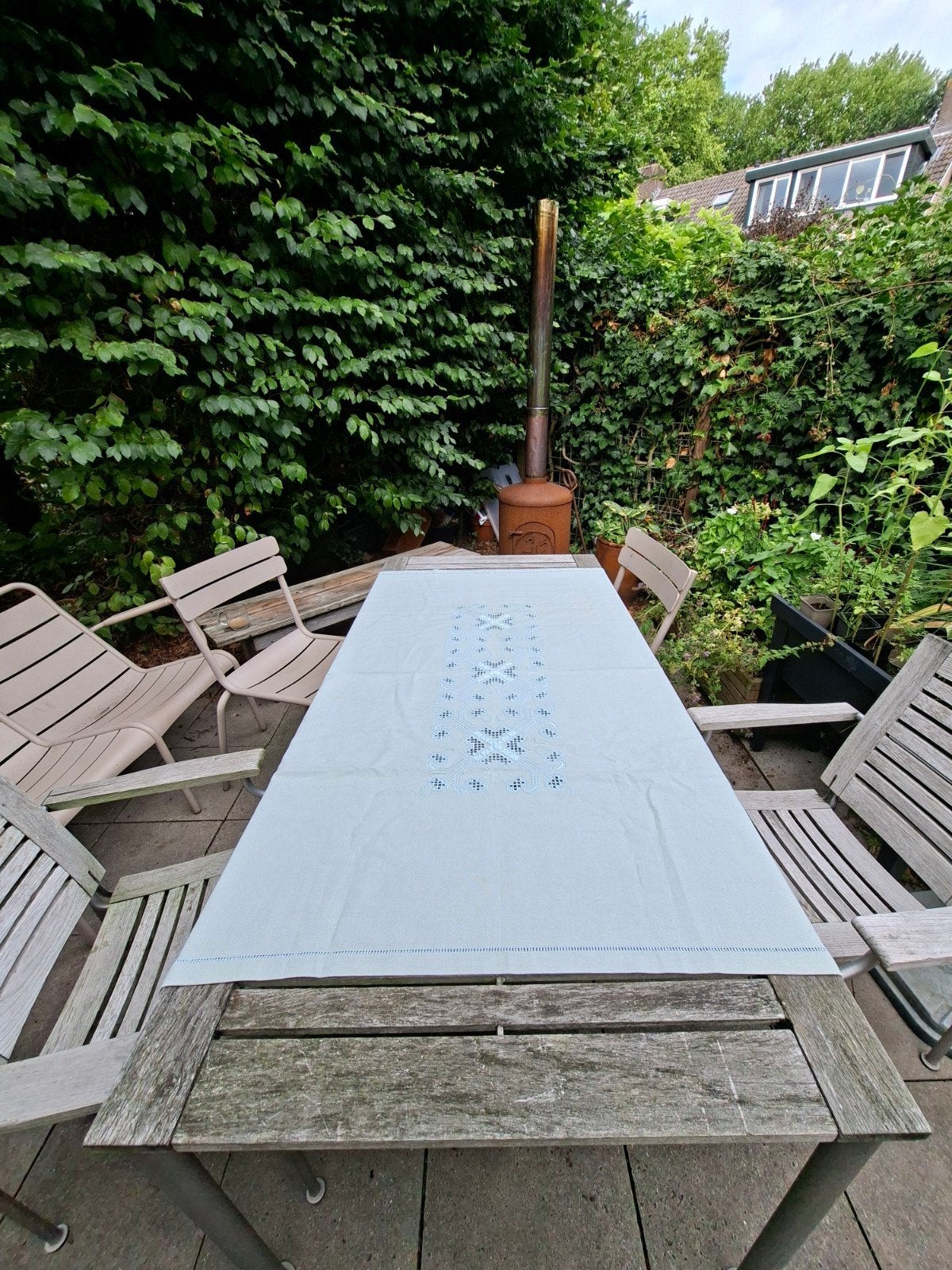 Lichtgroen tafelkleed met geborduurde patronen, Gebruikt, Ophalen of Verzenden, Katoen, Groen