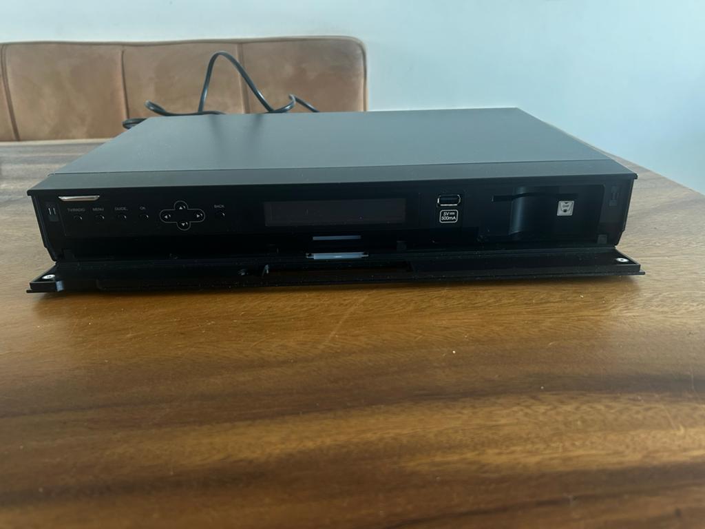 Humax iHDR-5200C HD Recorder met afstandsbediening, Ophalen of Verzenden, Gebruikt, Harddiskrecorder