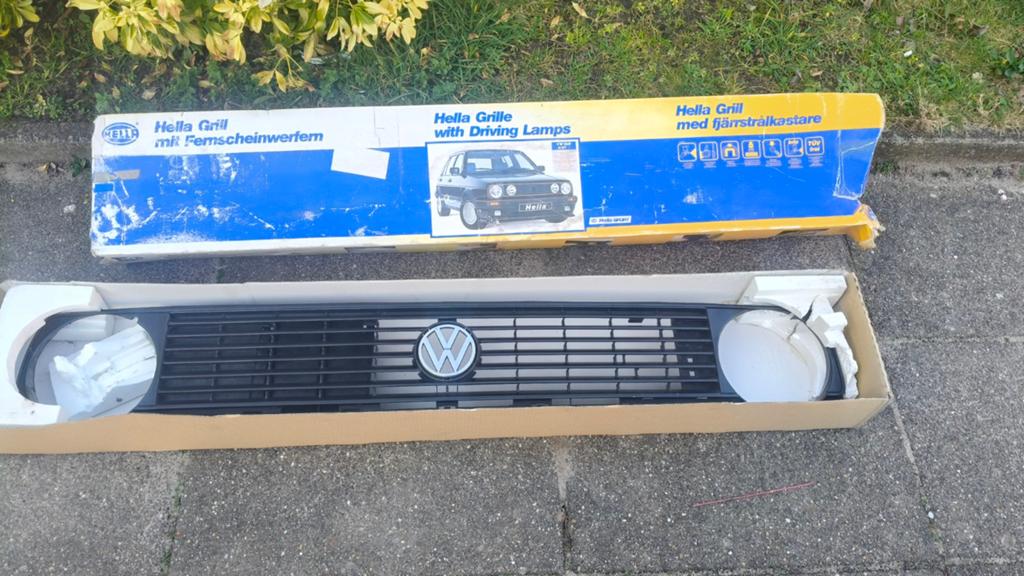 Volkswagen Golf 2 Grill met Hella, Ophalen, Voor, Volkswagen, Bumper