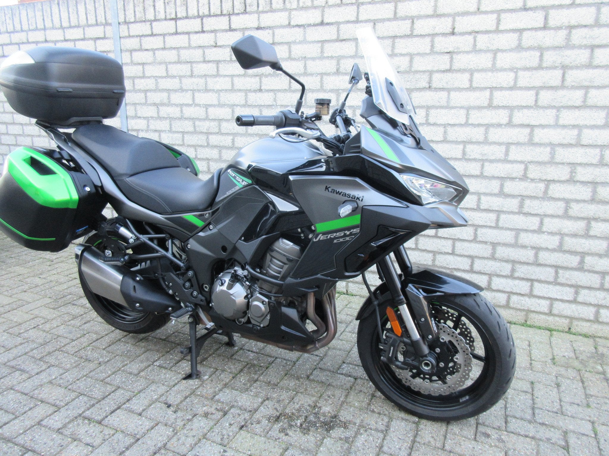 Kawasaki VERSYS 1000 TOUR (bj 2023), Bedrijf, Toermotor