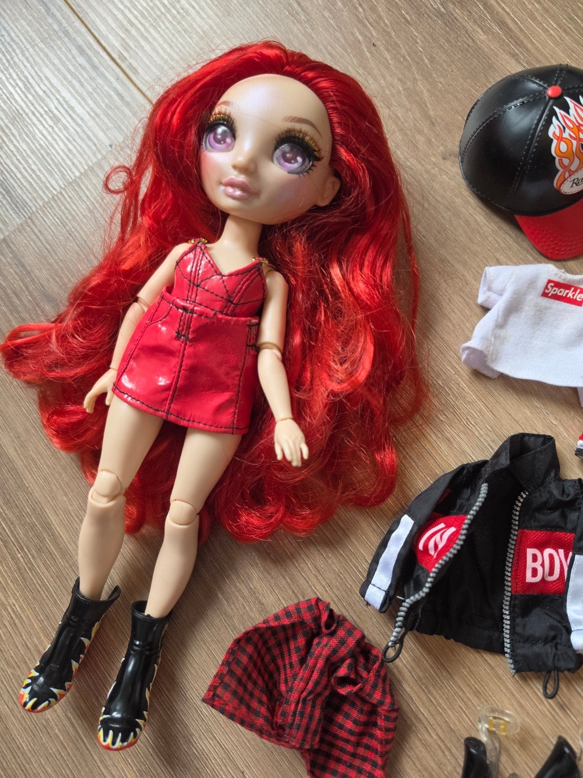 Rainbow High Ruby Anderson pop met accessoires, Ophalen of Verzenden, Zo goed als nieuw, Overige typen