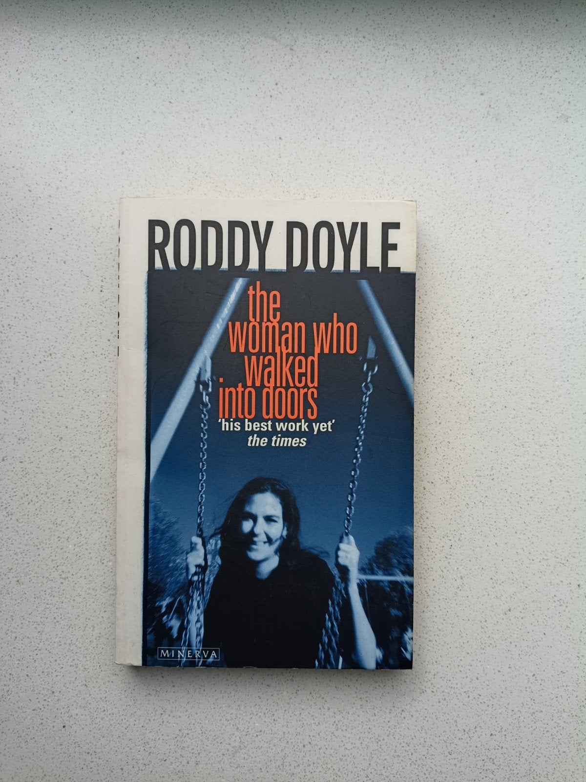 The Woman Who Walked into Doors - Roddy Doyle, Ophalen of Verzenden, Gelezen