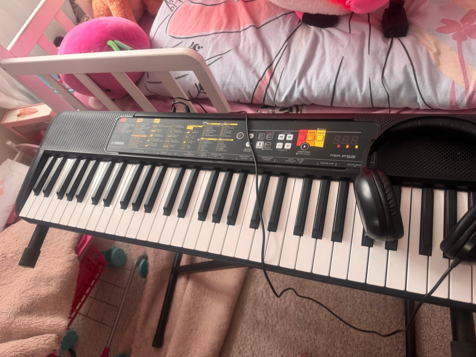 Yamaha PSR-F52 Keyboard Compleet met Standaard en Krukje en, Ophalen, 61 toetsen, Yamaha, Zo goed als nieuw