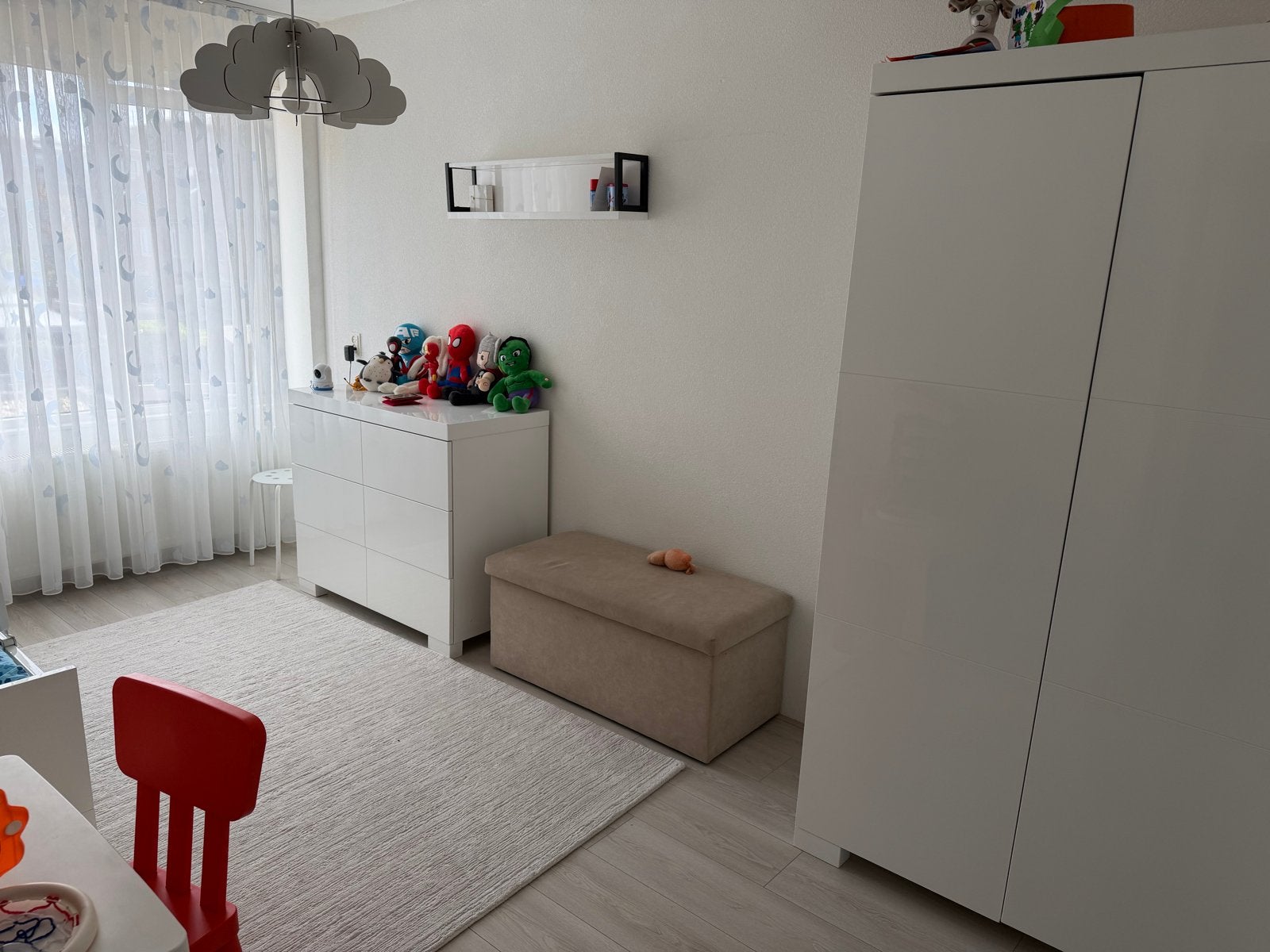 Witte kledingkast, bed en ladekast/commode voor kinderkamer, Kinderen en Baby's, Ophalen, Gebruikt, 75 tot 100 cm, Minder dan 50 cm