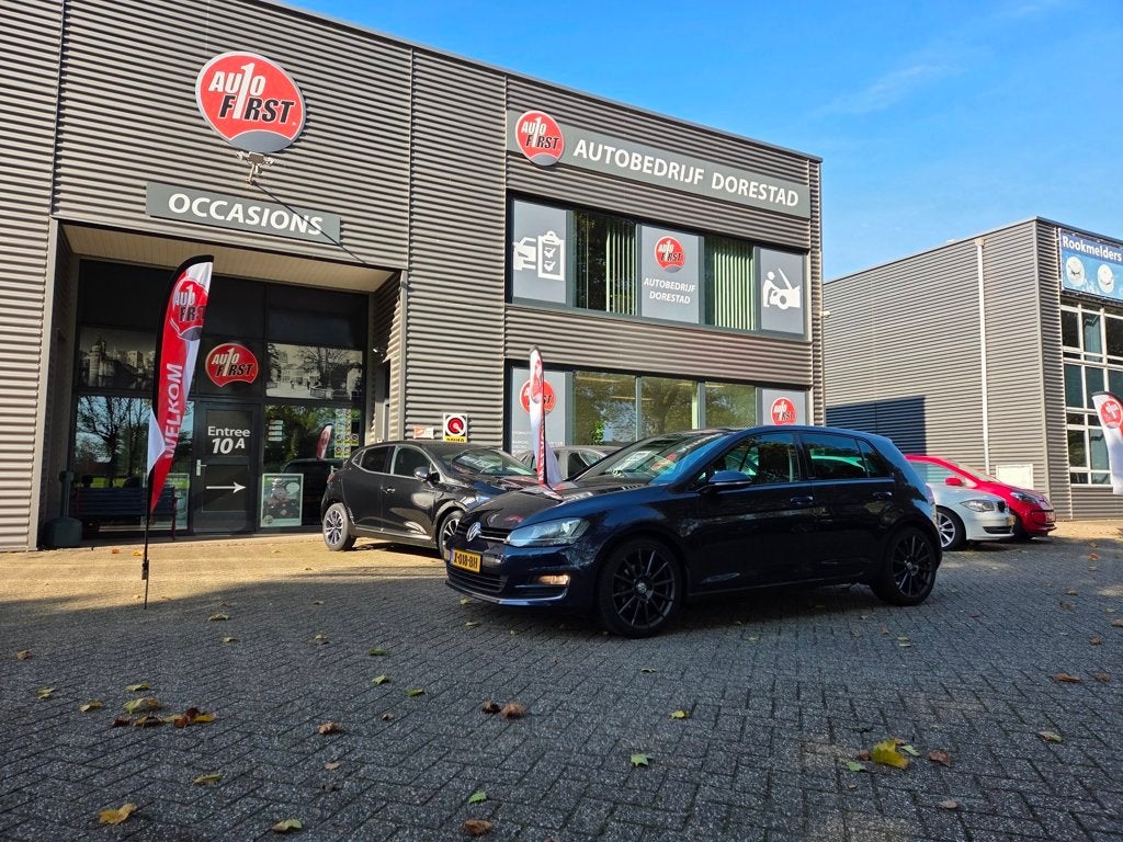 Volkswagen Golf 1.2 TSI Allstar Connected Series| Automaat|, Auto's, Stof, Gebruikt, Euro 6, 4 cilinders
