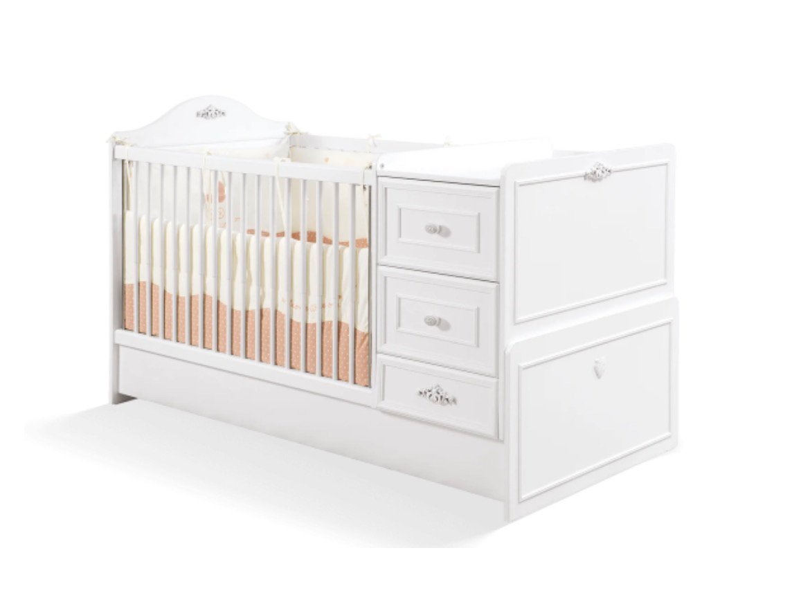 Ledikant en commode in een, Kinderen en Baby's, Ophalen, Zo goed als nieuw, Jongetje of Meisje