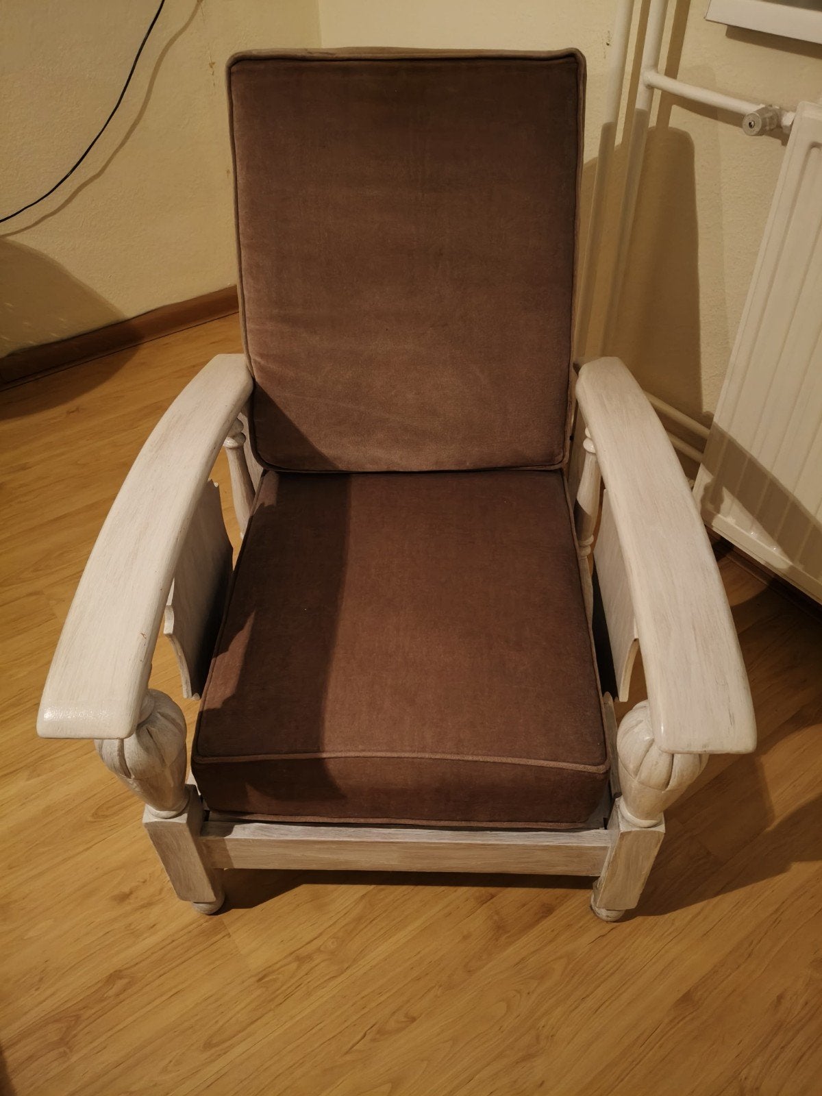 Comfortabele (bijna antieke) fauteuil met kussens, Ophalen, Gebruikt, Bruin, Klassiek