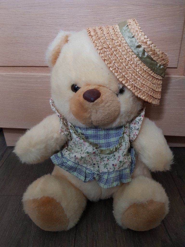 Knuffel / beer -- 30 x 22 cm -- ook leuk in baby/kinderkamer, Kinderen en Baby's, Beer, Ophalen of Verzenden, Zo goed als nieuw