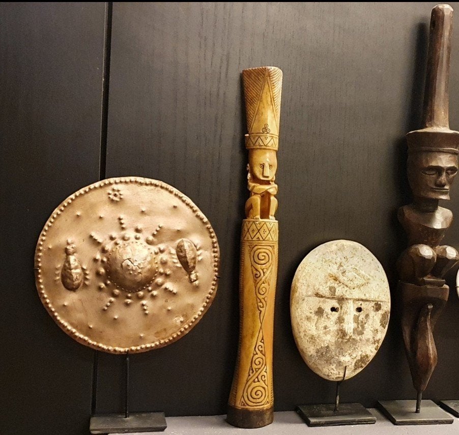 Set van 3 etnografische objecten – Timor, Batak (Sumatra), Antiek en Kunst, Kunst | Beelden en Houtsnijwerken, Overige onderwerpen