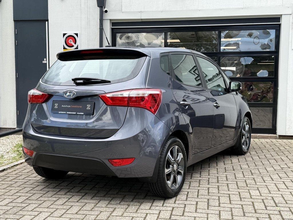 Hyundai ix20 1.6i Go! Automaat | 16" | Winterpakket, Auto's, Hyundai, Euro 5, 1591 cc, 4 cilinders, Origineel Nederlands