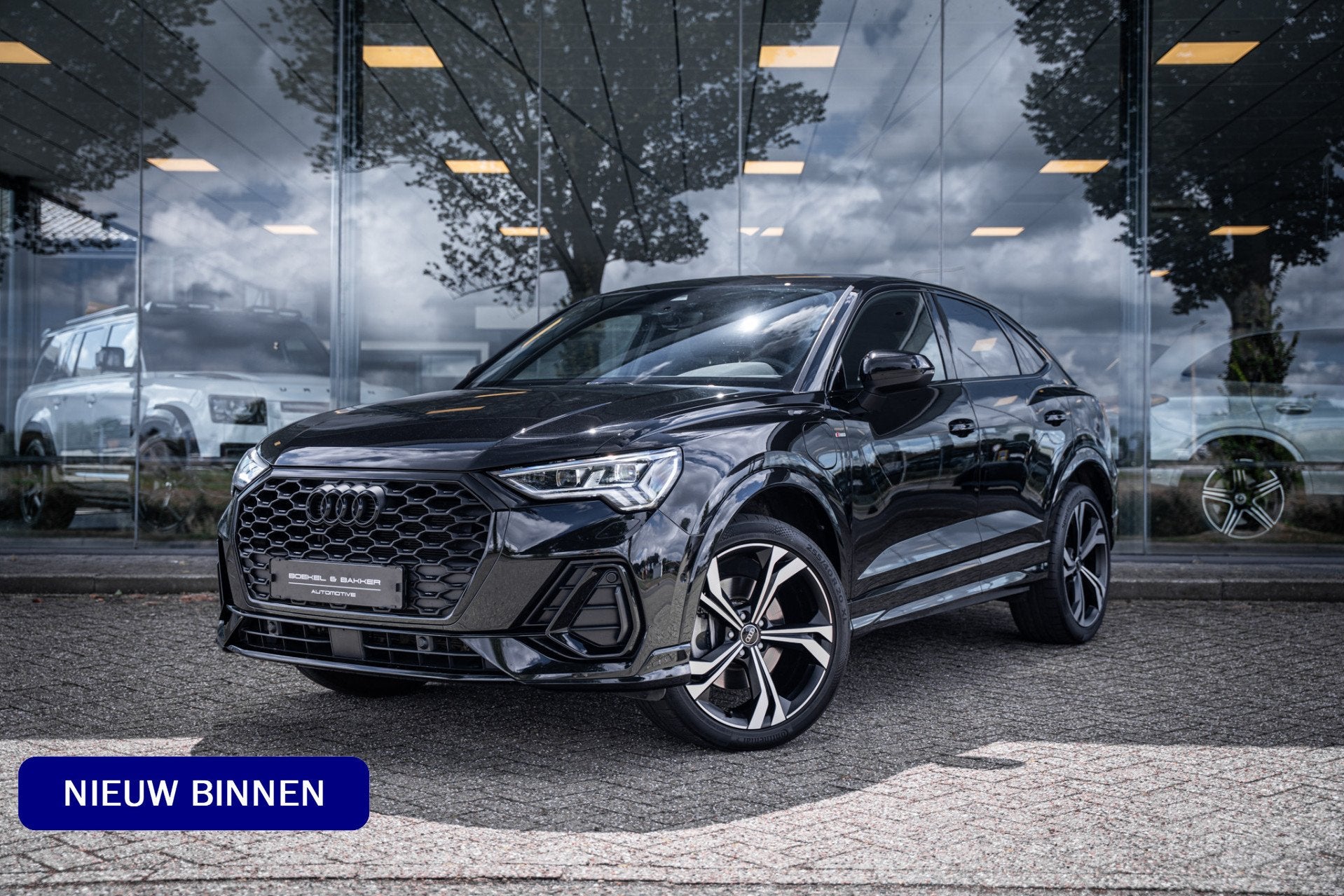 Audi Q3 Sportback 45 TFSI e S-line * Leder * LED * 20inch *, Gebruikt, Zwart, Zwart, Hybride Elektrisch/Benzine