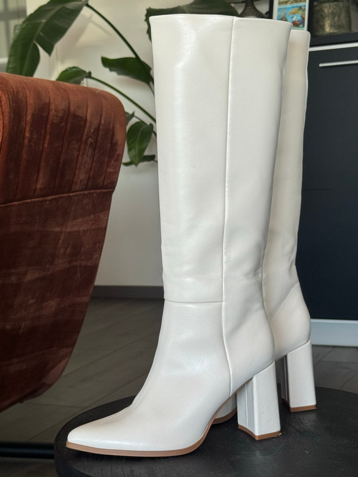 Beige Stradivarius laarzen maat 38, Ophalen of Verzenden, Zo goed als nieuw, Beige, Hoge laarzen