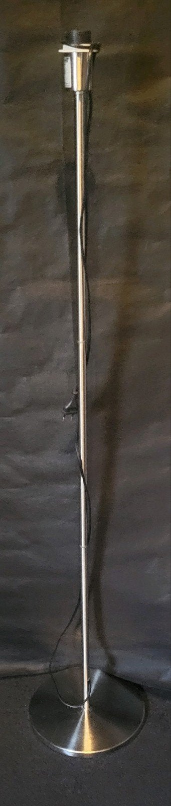 IKEA Rodd Vloerlamp - Stijlvolle Staande Lamp, Ophalen, 100 tot 150 cm, E27 (groot), Zo goed als nieuw