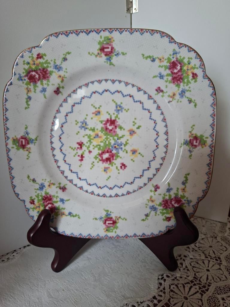 Royal Albert gebaksbordje Petit point, Ophalen of Verzenden